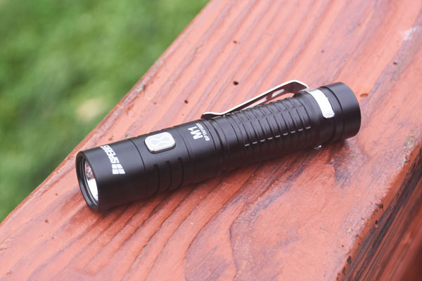 M1, Powerful Bright Mini Flashlight